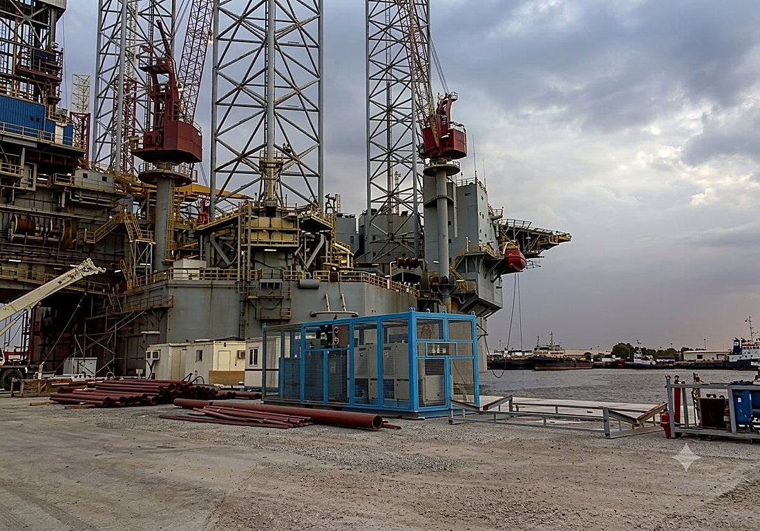 Offshore rig equipment